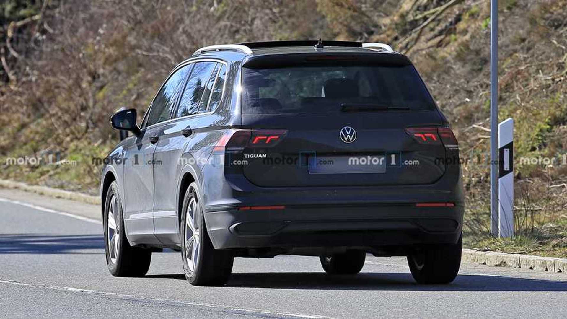 volkswagen-tiguan-facelift-spy-photo.jpg